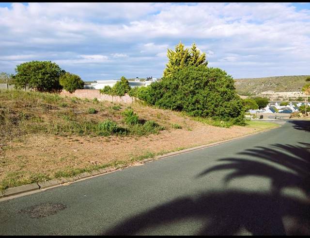 LAND FOR SALE IN STILBAAI-WES